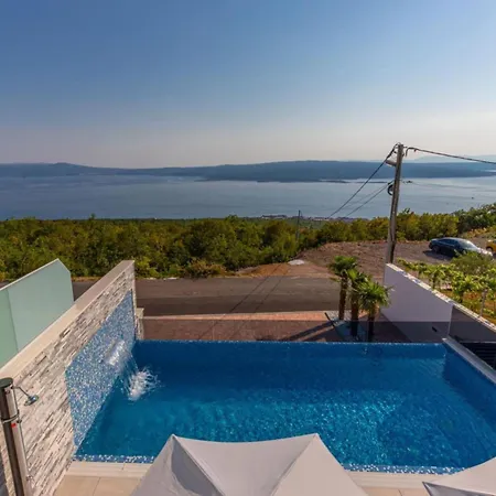 Vila Lorena Stylish Sea View - Four Bedroom With Private Pool